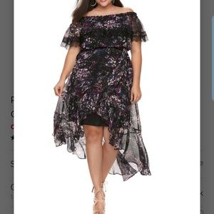 Jennifer Lopez 1X Off the shoulder Maxi Dress